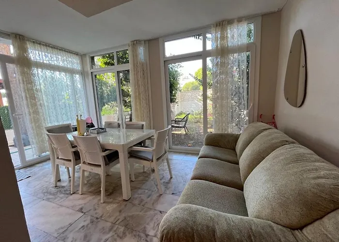 别墅 With Private Pool In Alacati *